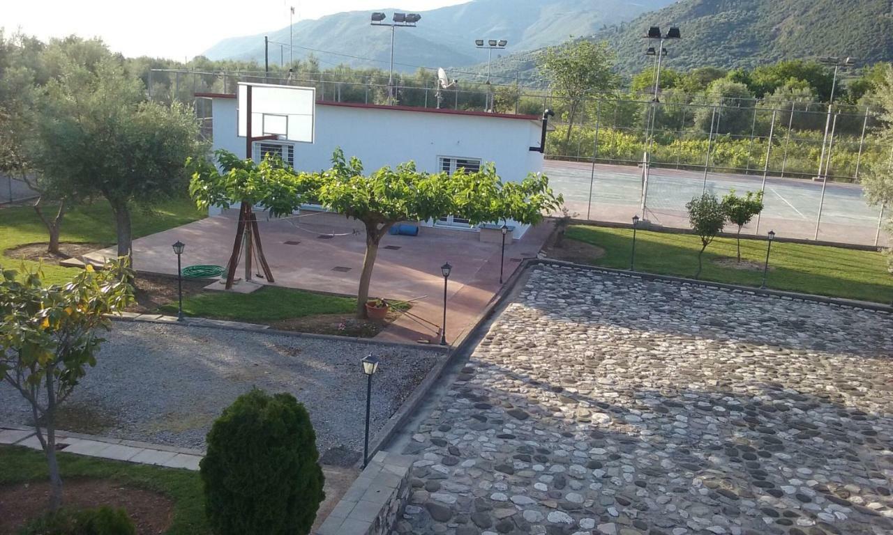 Апартаменти Studio With Tenis Court And Mini Basket Егіо Екстер'єр фото